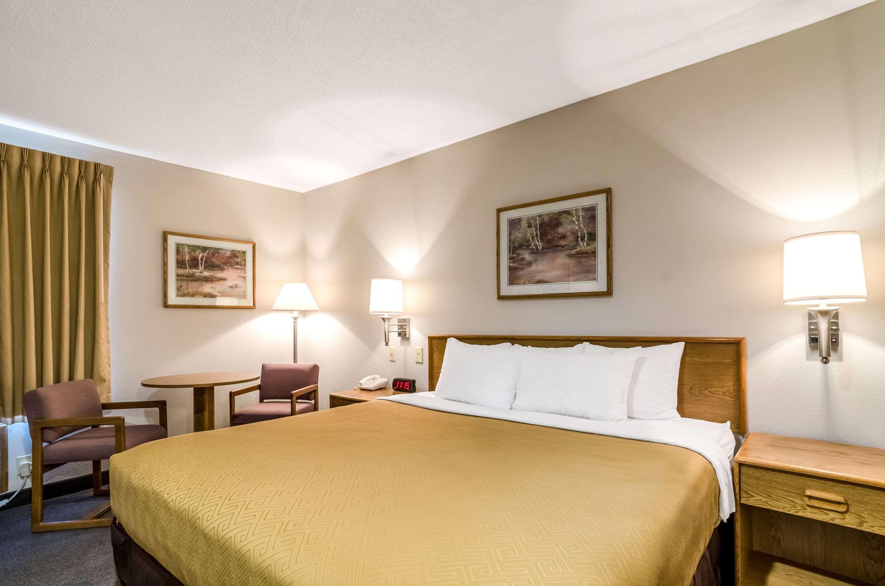 Rodeway Inn Ainsworth Luaran gambar