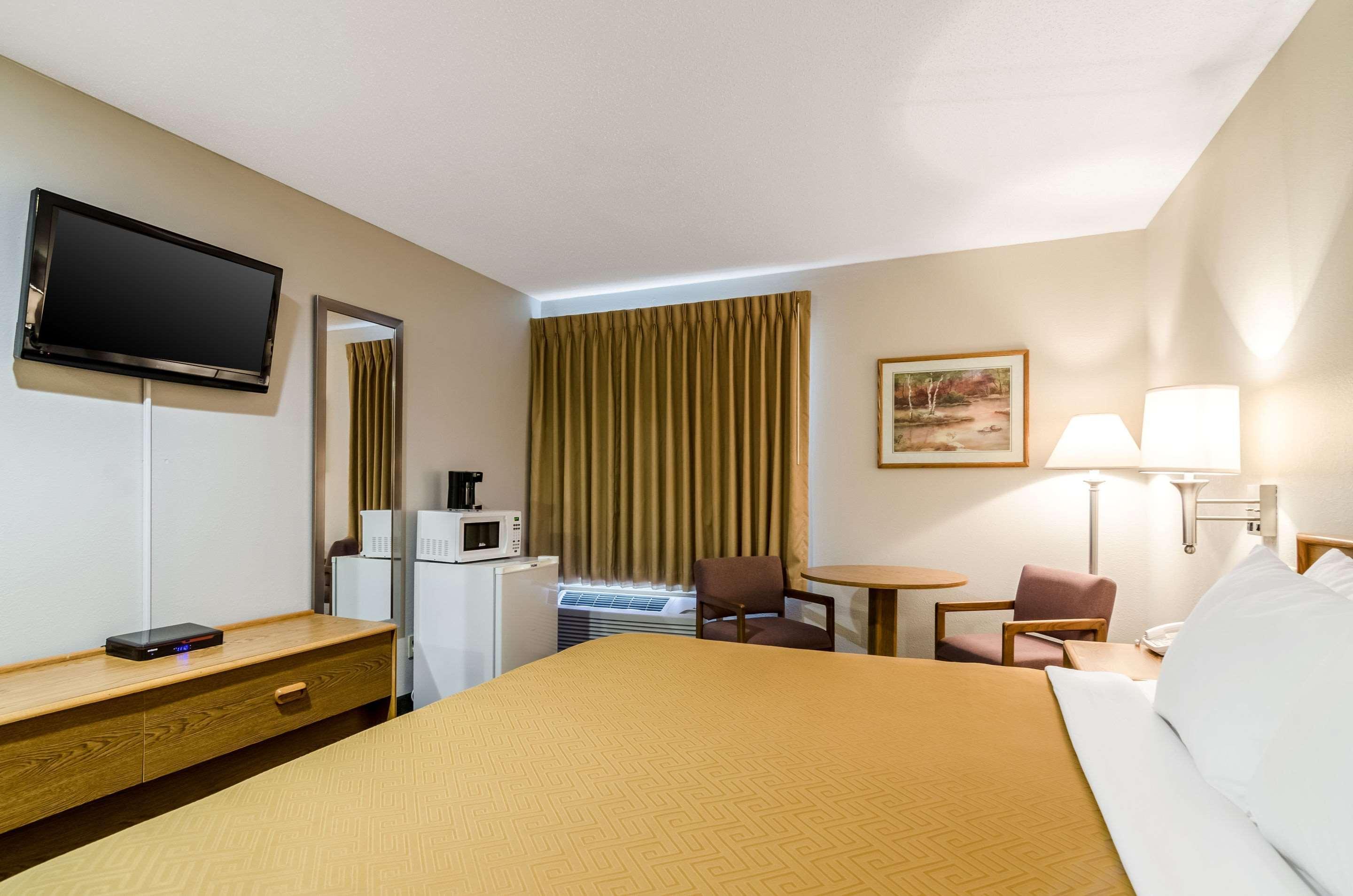 Rodeway Inn Ainsworth Luaran gambar