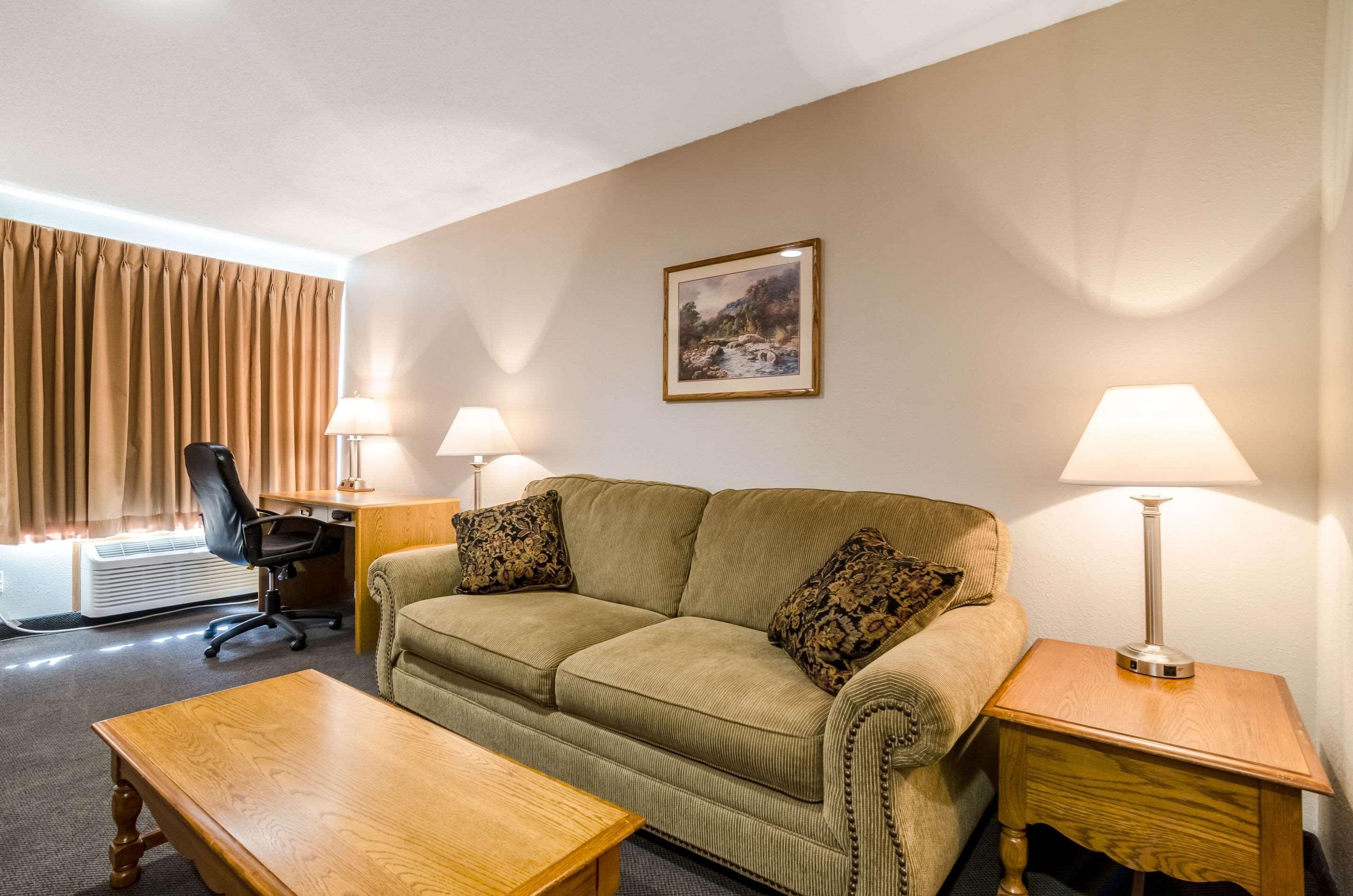 Rodeway Inn Ainsworth Luaran gambar