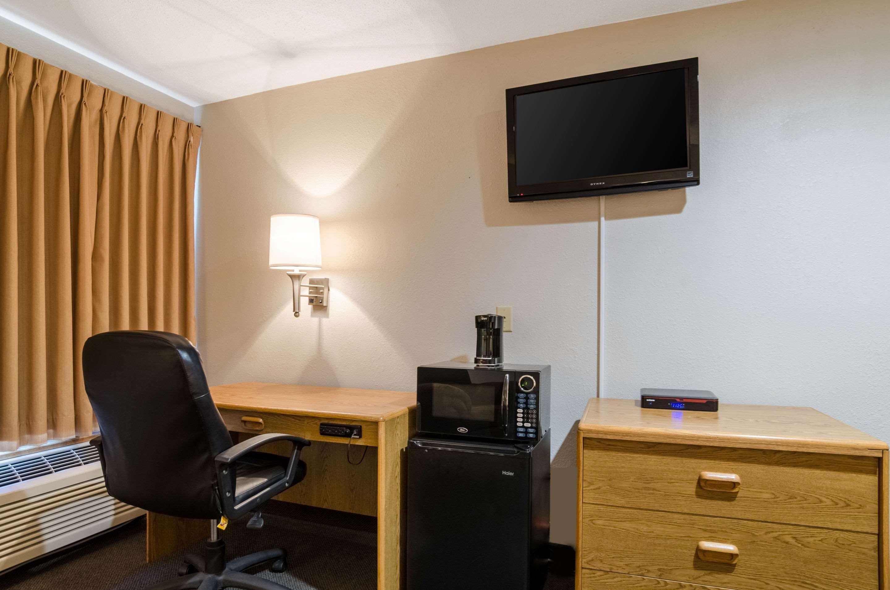 Rodeway Inn Ainsworth Luaran gambar