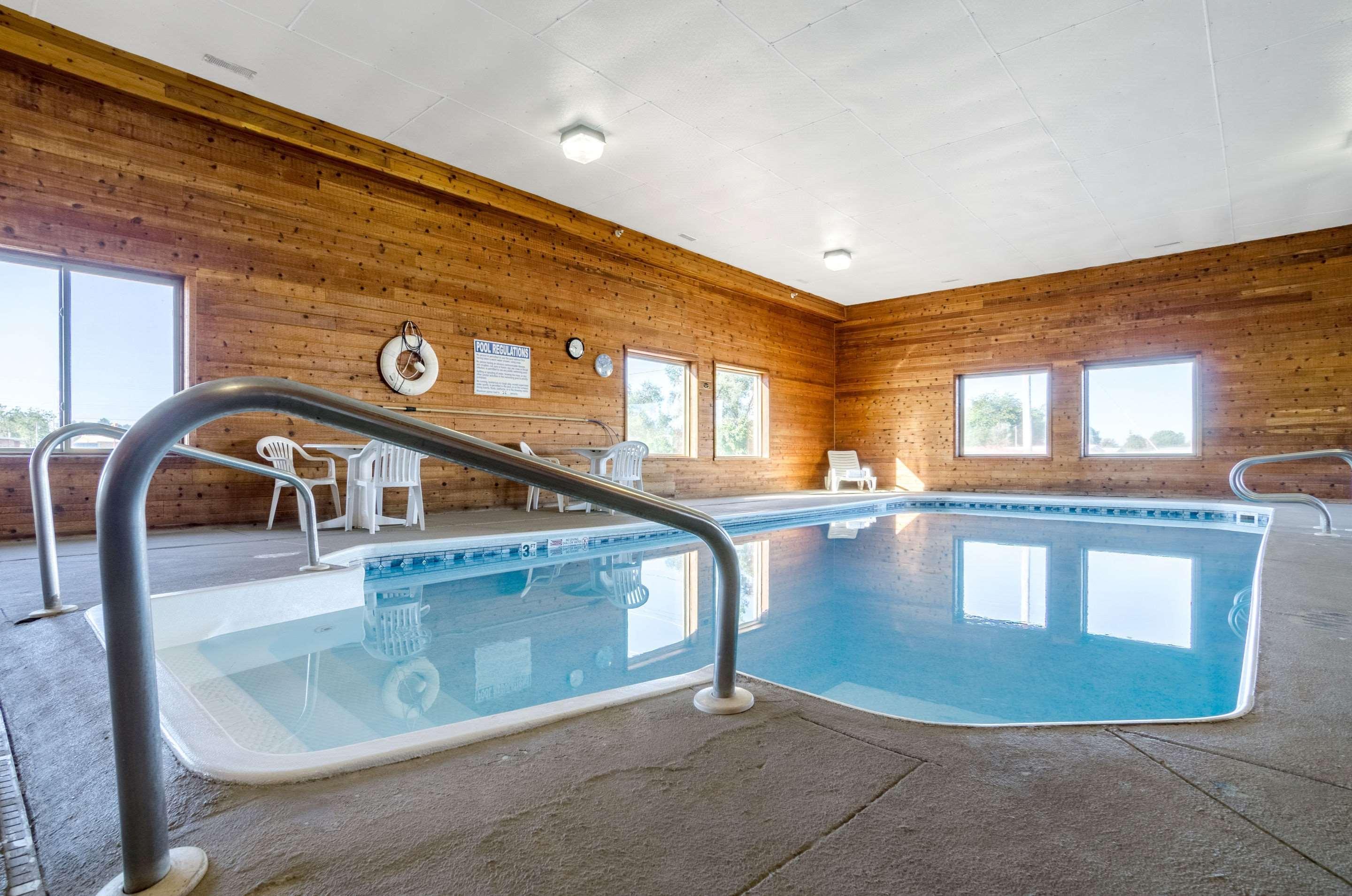 Rodeway Inn Ainsworth Luaran gambar